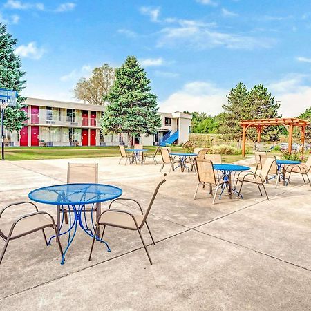 Adrian Inn Dış mekan fotoğraf